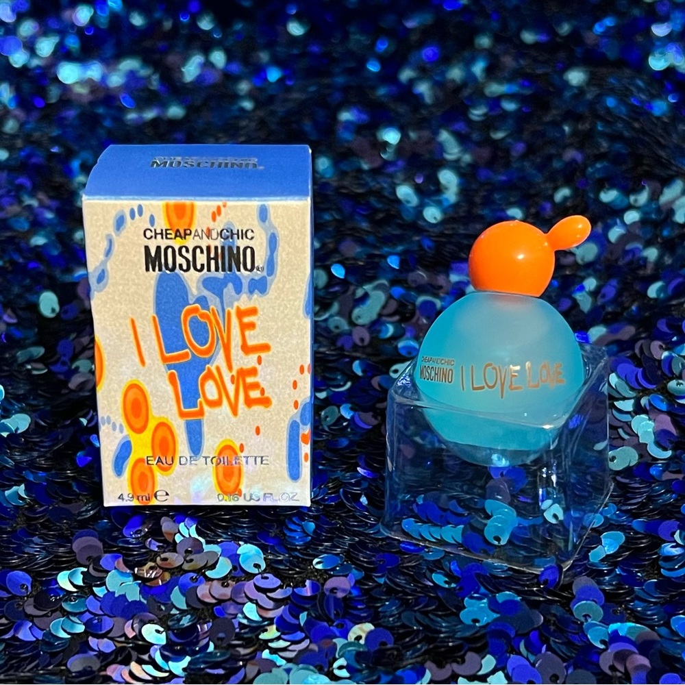 Moschino Cheap And Chic I Love Love Eau De Toilette Mini 0.16 fl.oz New Dabber